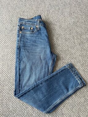 Women's Straight-Leg Jeans in Medium Blue